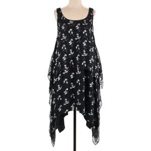 Opening Ceremony Gestures Handkerchief Black Dress